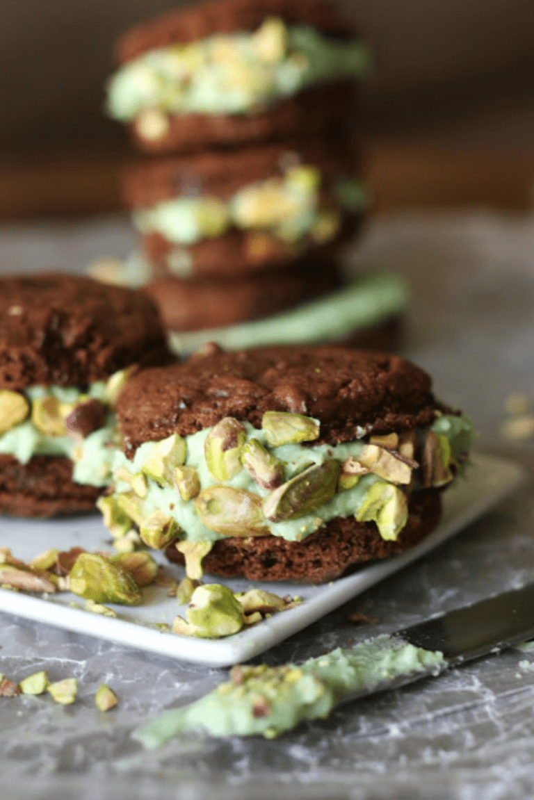 Double Chocolate Pistachio Cream Sandwich Cookies The Pretty Life Girls