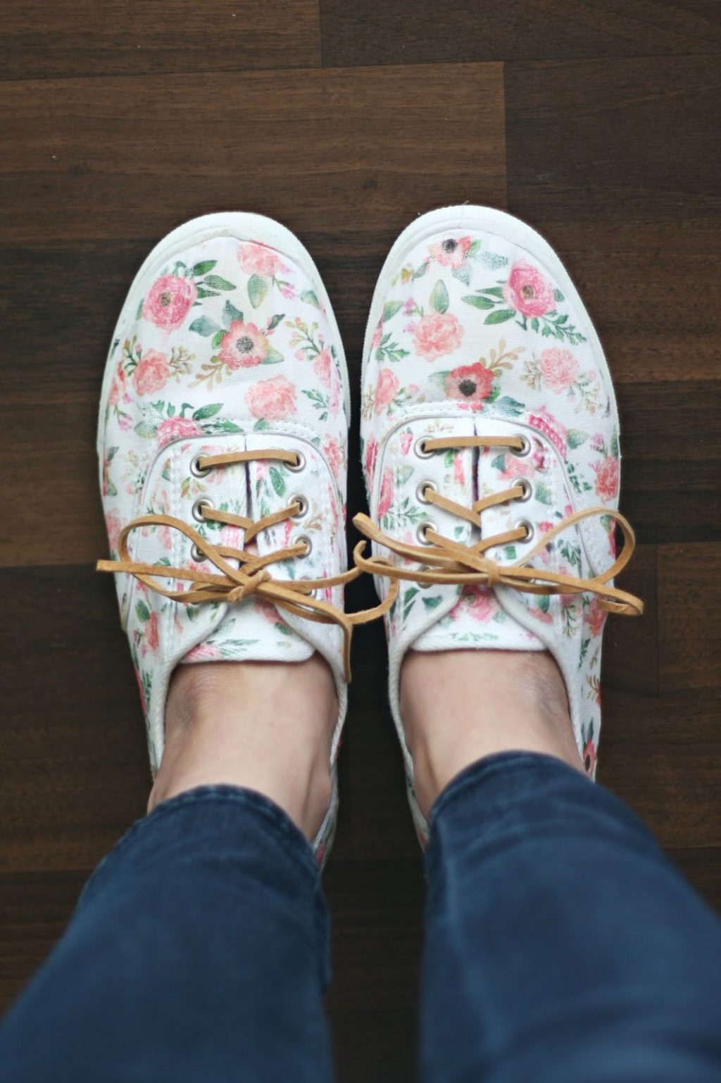 DIY Floral Sneakers + a tutorial featured by Top US Craft Blog + The Pretty Life Girls