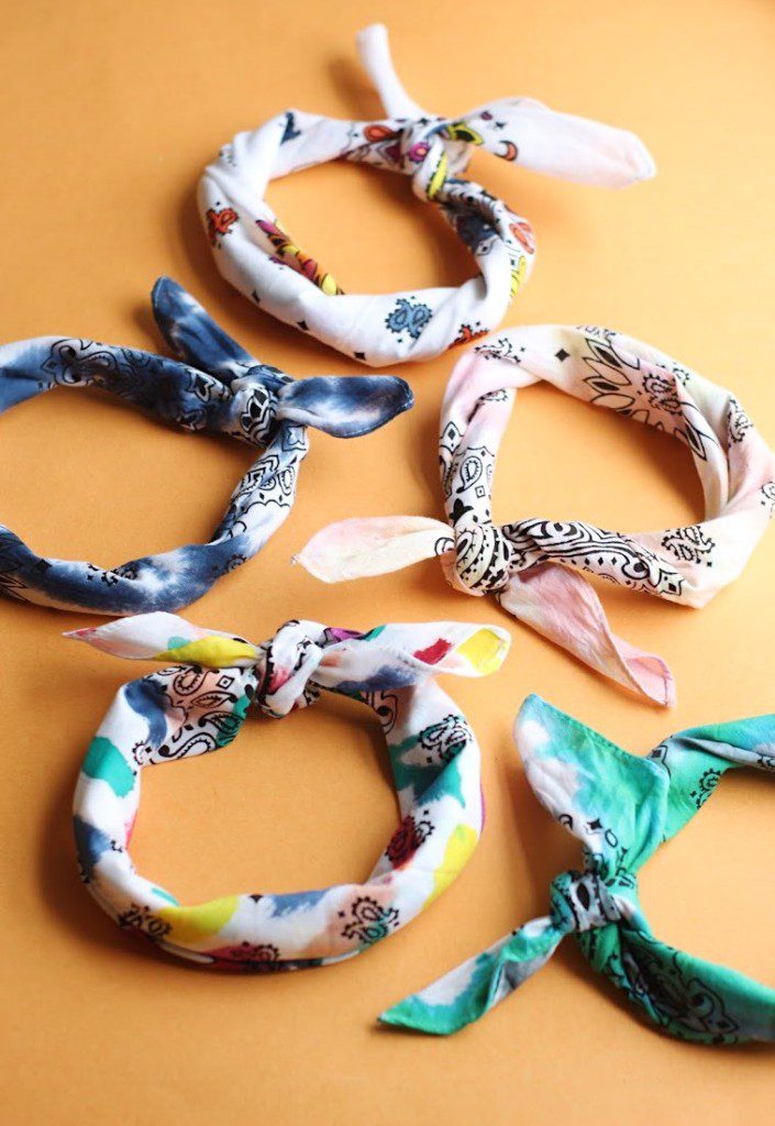 5 DIY Tie Dye Bandanas, 5 Ways! The Pretty Life Girls