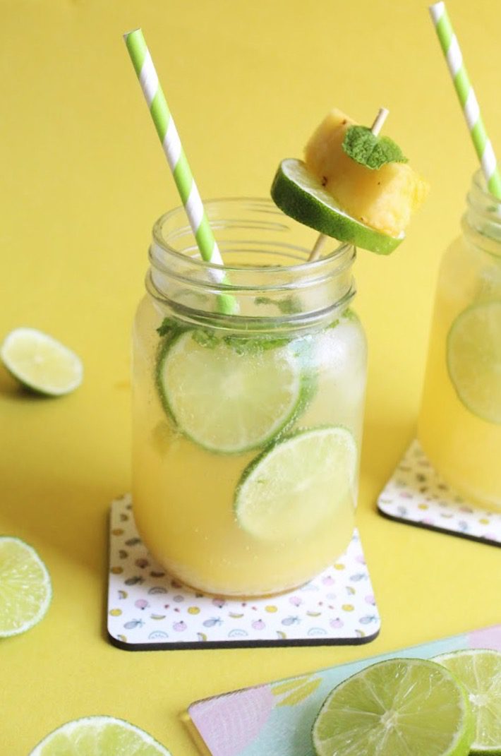 Sparkling Pineapple Mojito Mocktail in a Mason Jar