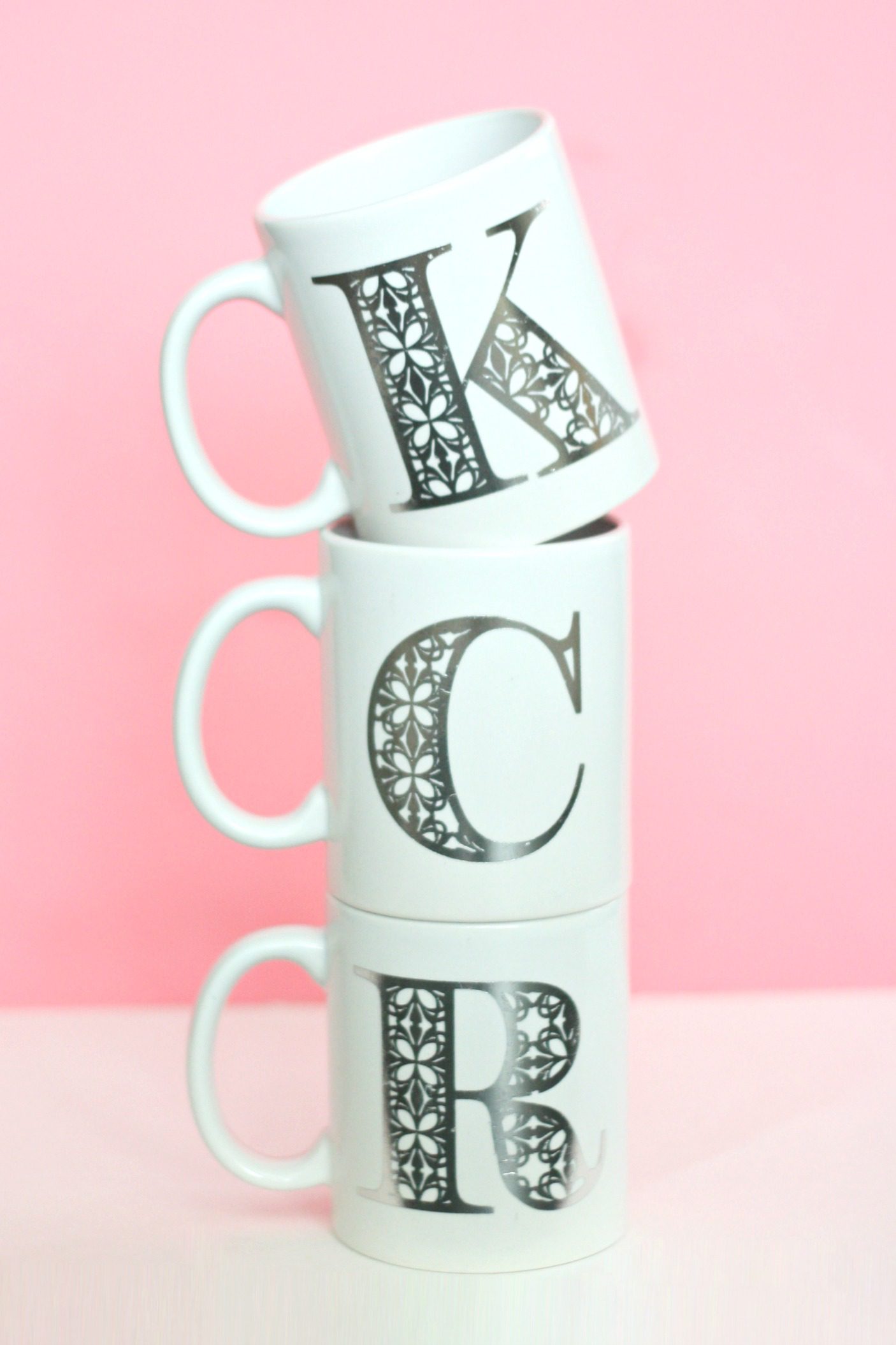 10 Silhouette CAMEO Projects for Beginners + a tutorial featured by Top US Craft Blog + The Pretty Life Girls + Tattoo Monogram Mugs