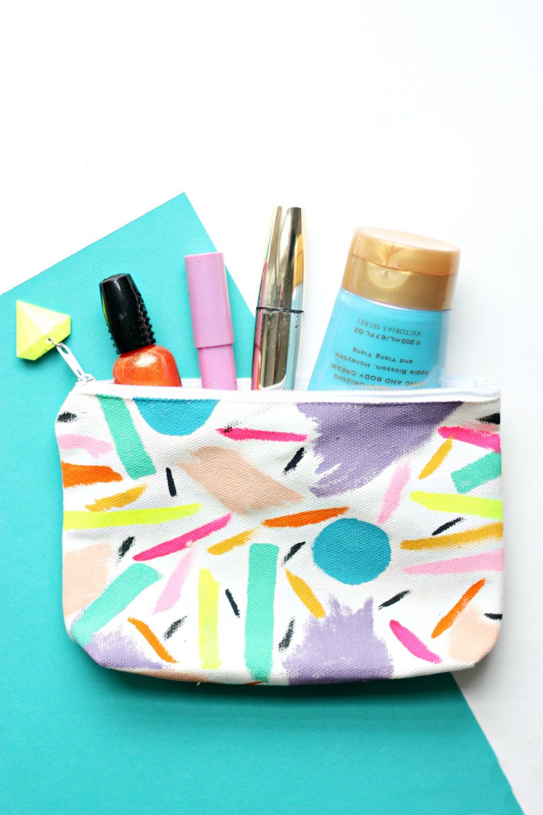 Back-to-School-Craft-painted-pouch
