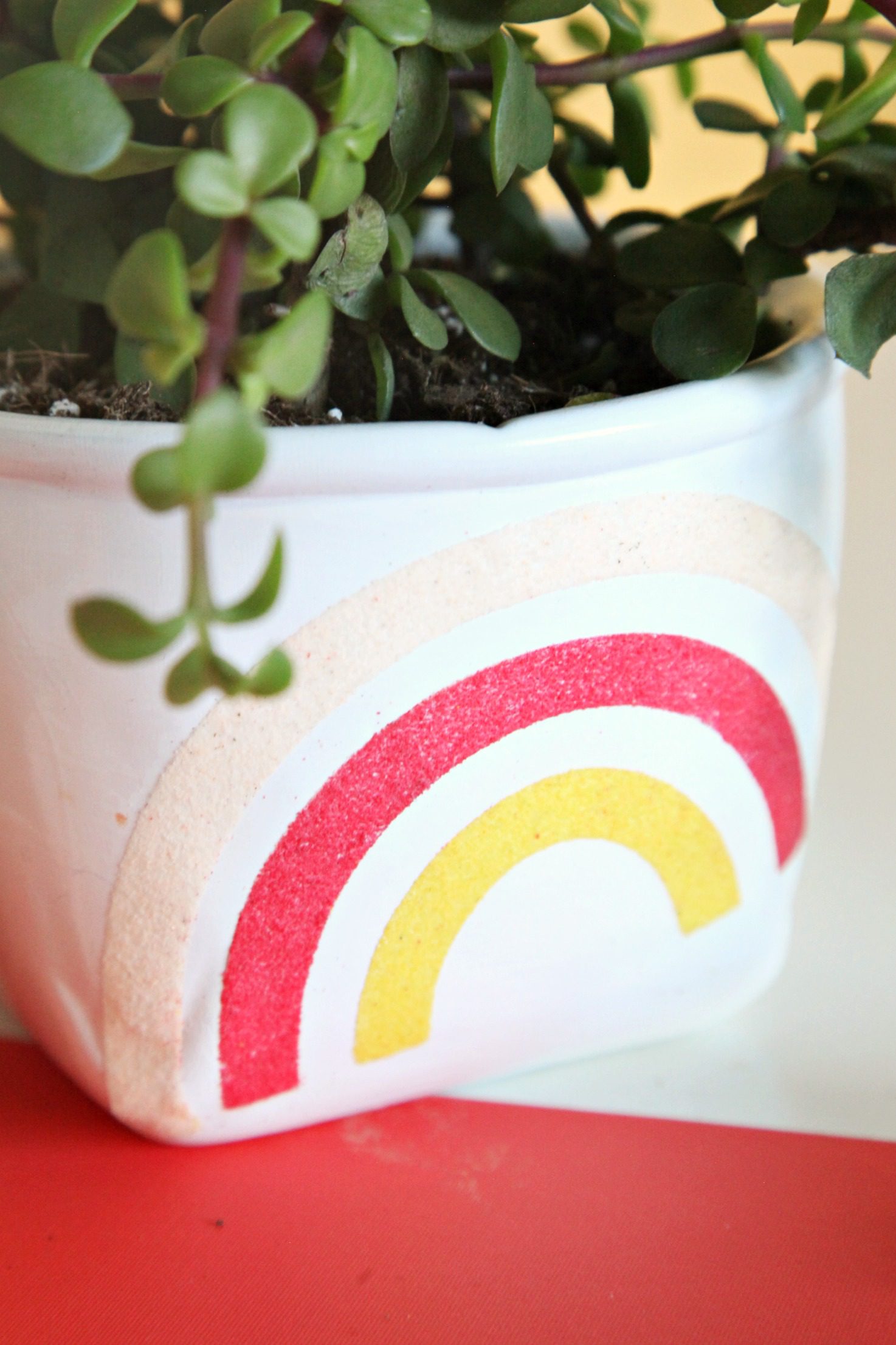 Top 8 Silhouette Materials for Crafting + a tutorial featured by Top US Craft Blog + The Pretty Life Girls + DIY Sand Art Planters