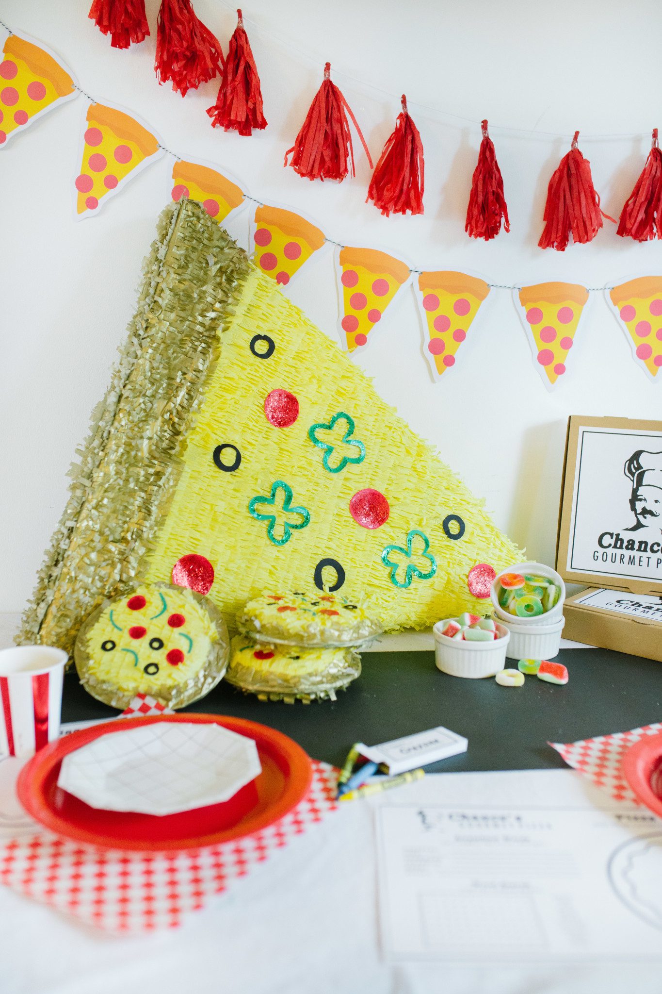 Best Pizza Party Ideas for the Most Epic Pizza Party Ever! The Pretty