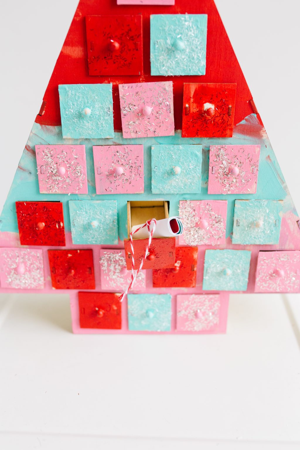 DIY Christmas Tree Advent Calendar Step by Step Tutorial + a tutorial featured by Top US Craft Blog + The Pretty Life Girls