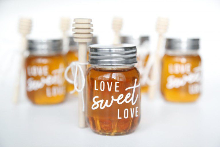 Love Sweet Love How to Make Mini Honey Jars Wedding