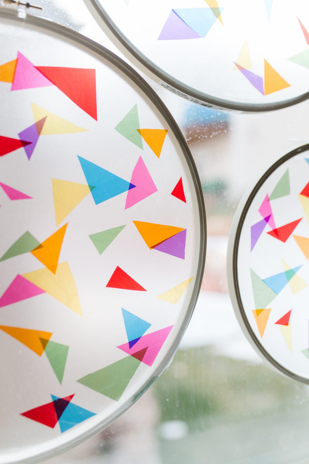 How to Make a DIY Stained Glass Suncatcher with Cellophane + a tutorial featured by Top US Craft Blog + The Pretty Life Girls