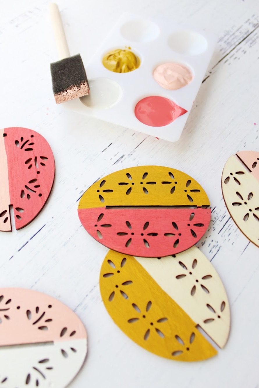 DIY 3D Wooden Egg Easter Cake Topper + a tutorial featured by Top US Craft Blog + The Pretty Life Girls