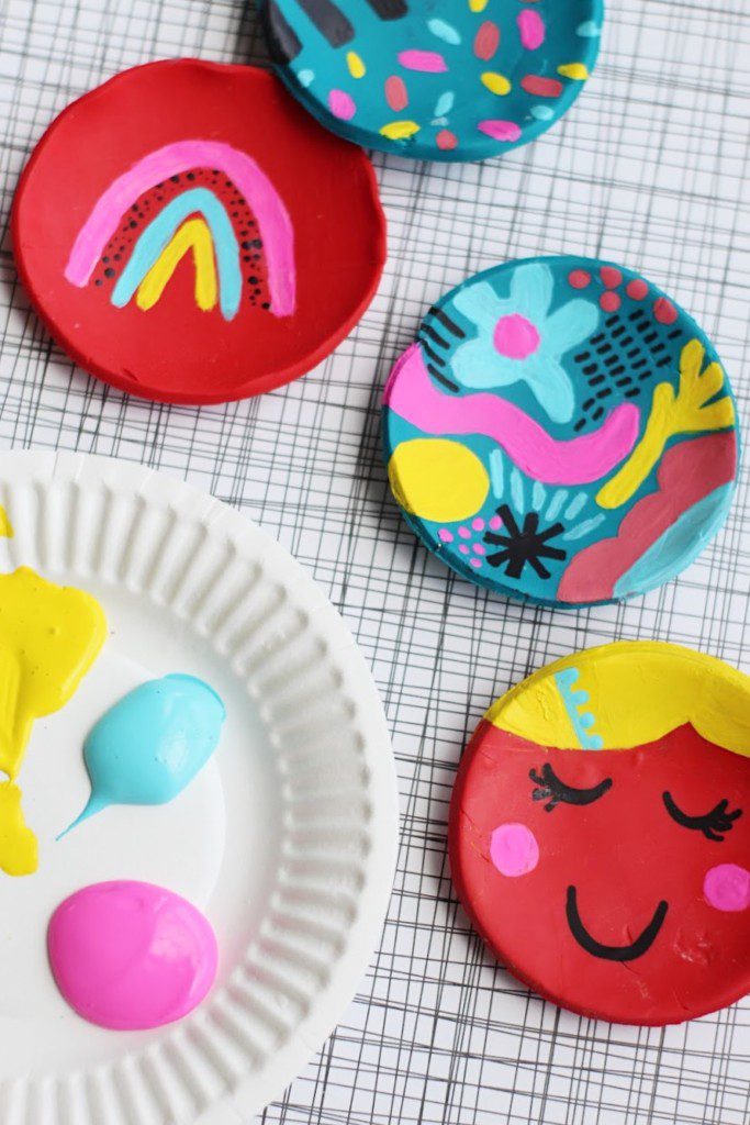 Craft Tutorial: How To Make Clay Trinket Dishes For Kids 