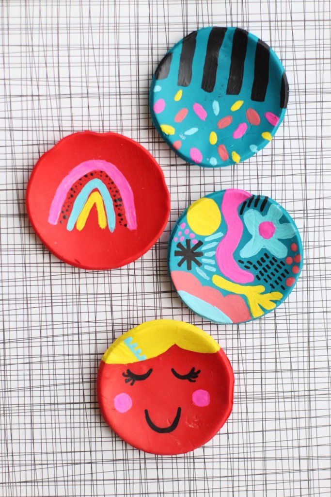 Craft Tutorial: How to Make Clay Trinket Dishes for Kids | The Pretty ...