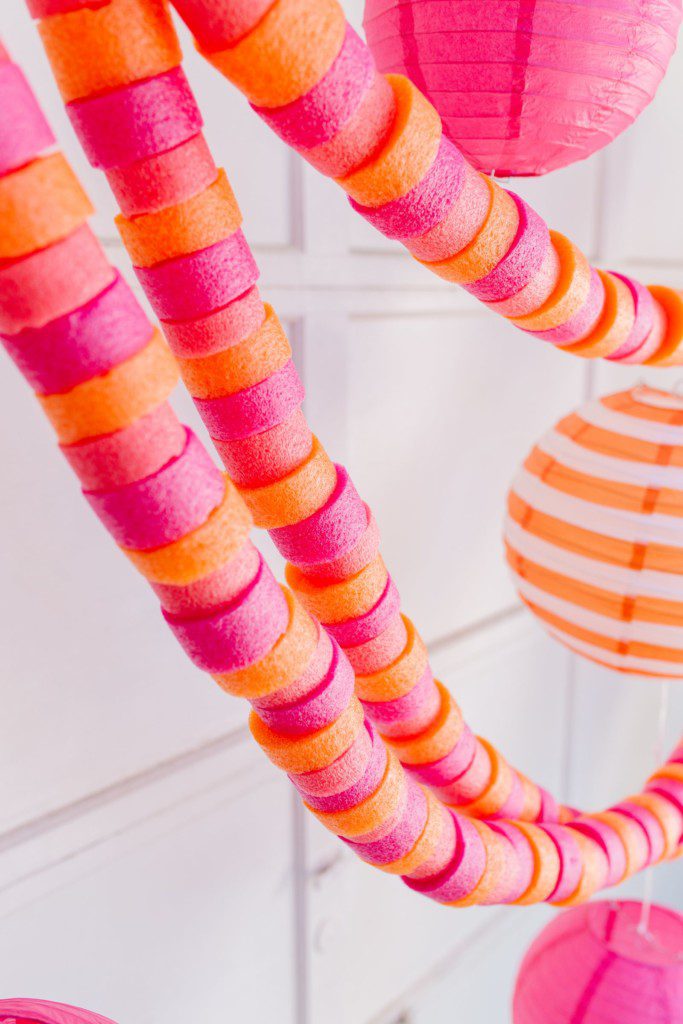 Summer Crafts: DIY Pool Noodle Garland | The Pretty Life Girls