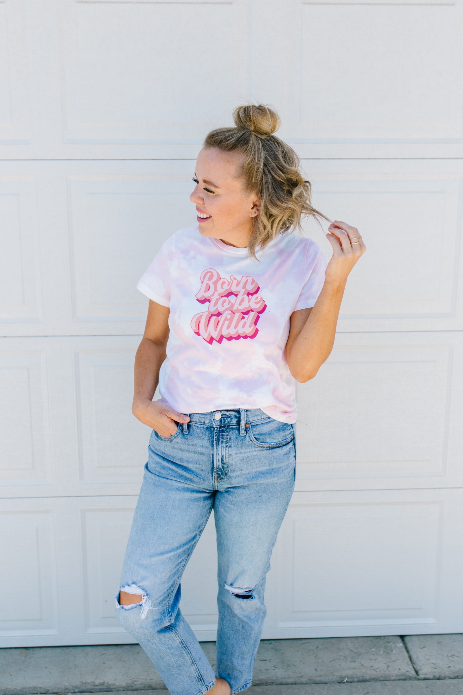 How to Layer Heat Transfer Vinyl on a Graphic Tee + a tutorial featured by Top US Craft Blog + The Pretty Life Girls