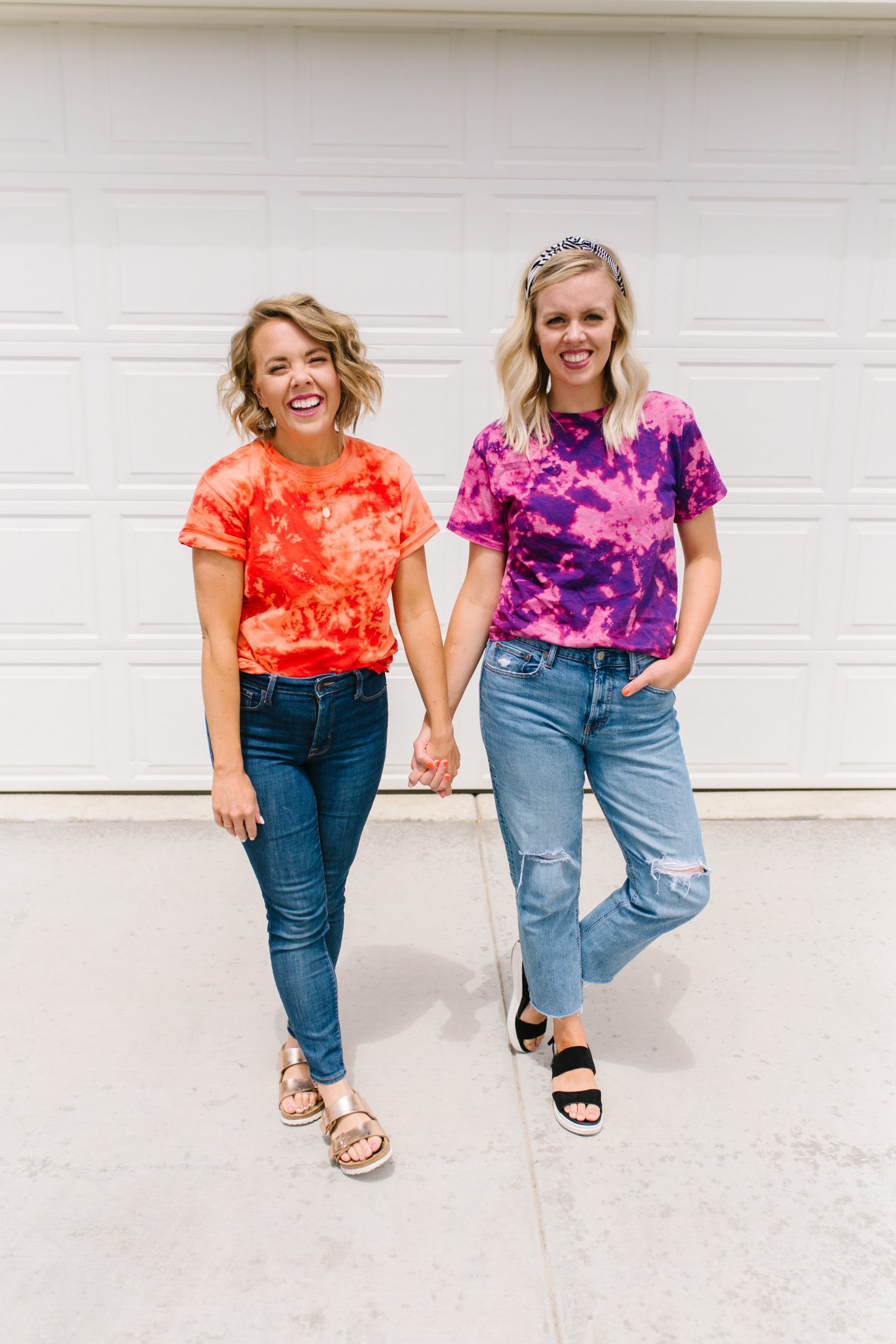 Summer Crafts: Bright Reverse Tie Dye Shirts + a tutorial featured by Top US Craft Blog + The Pretty Life Girls