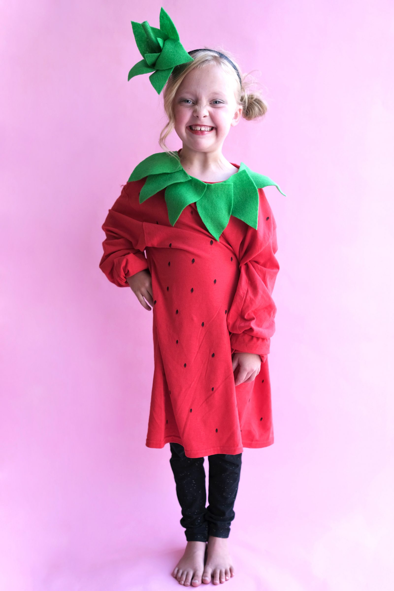 DIY Strawberry Halloween Costume for a Toddler + a tutorial featured by Top US Craft Blog + The Pretty Life Girls