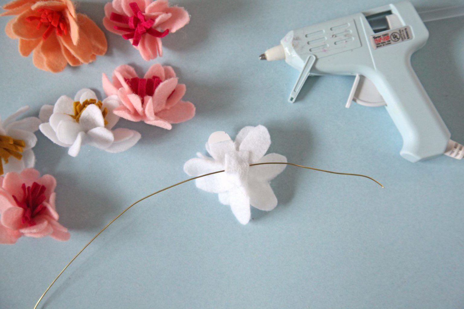 How to Make a DIY Flower Cake Topper with the Silhouette Rotary Blade
