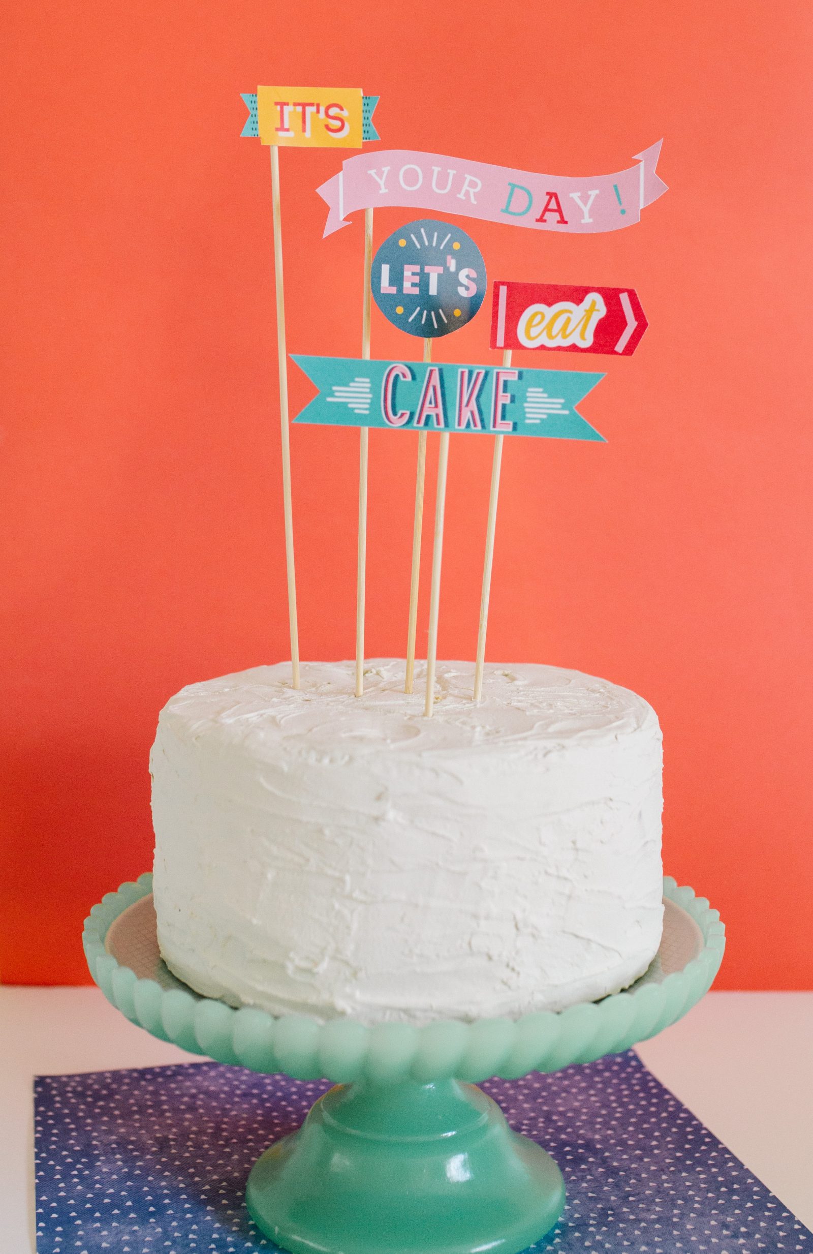 Printable Cake Topper for Birthdays and other Celebrations + a tutorial featured by Top US Craft Blog + The Pretty Life Girls