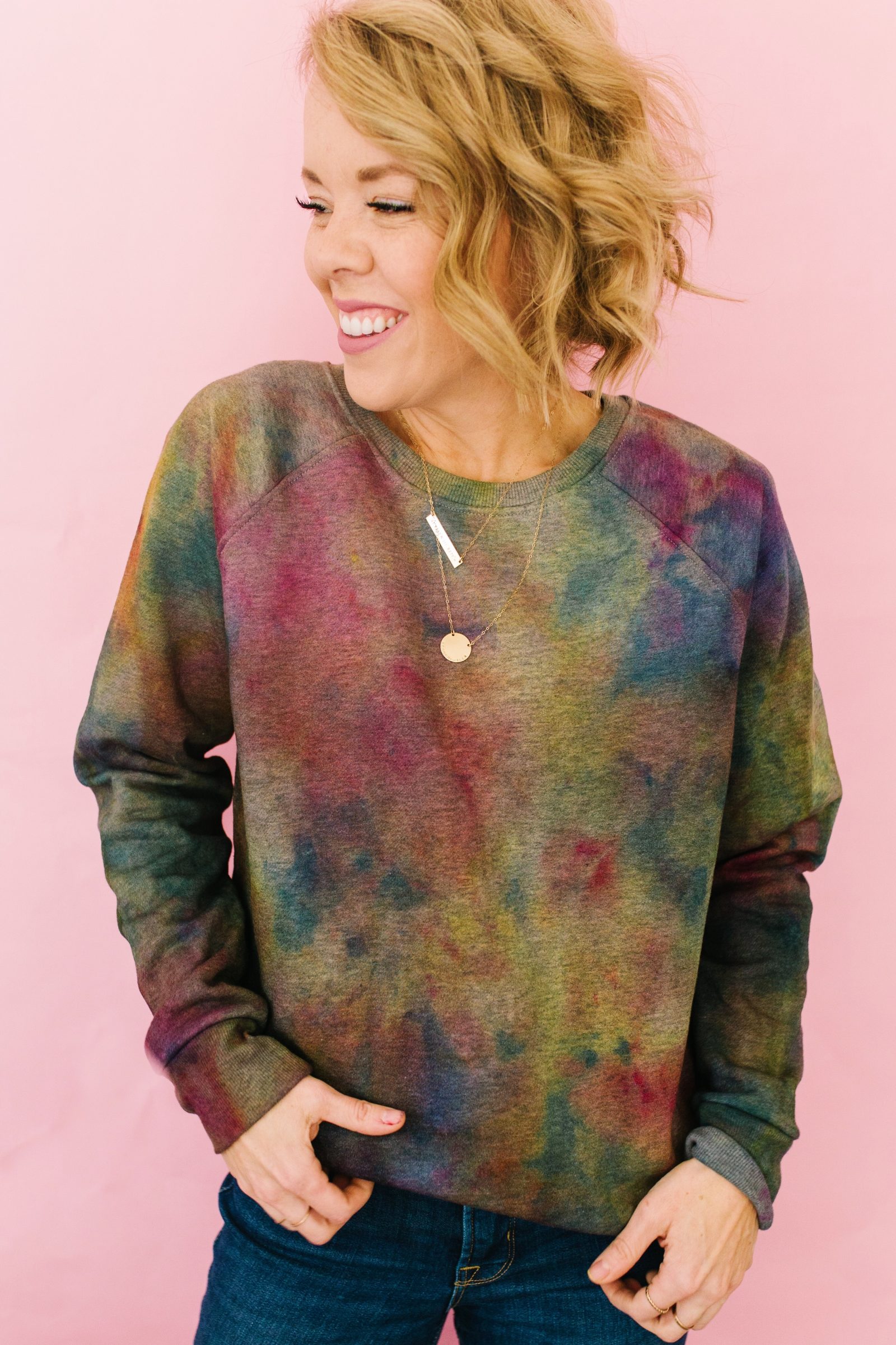 DIY Muted Ice Dye Sweatshirt + a tutorial featured by Top US Craft Blog + The Pretty Life Girls
