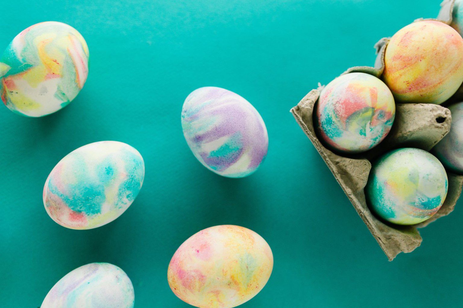 How to Make Tie Dye Easter Eggs with Shaving Cream The Pretty Life Girls