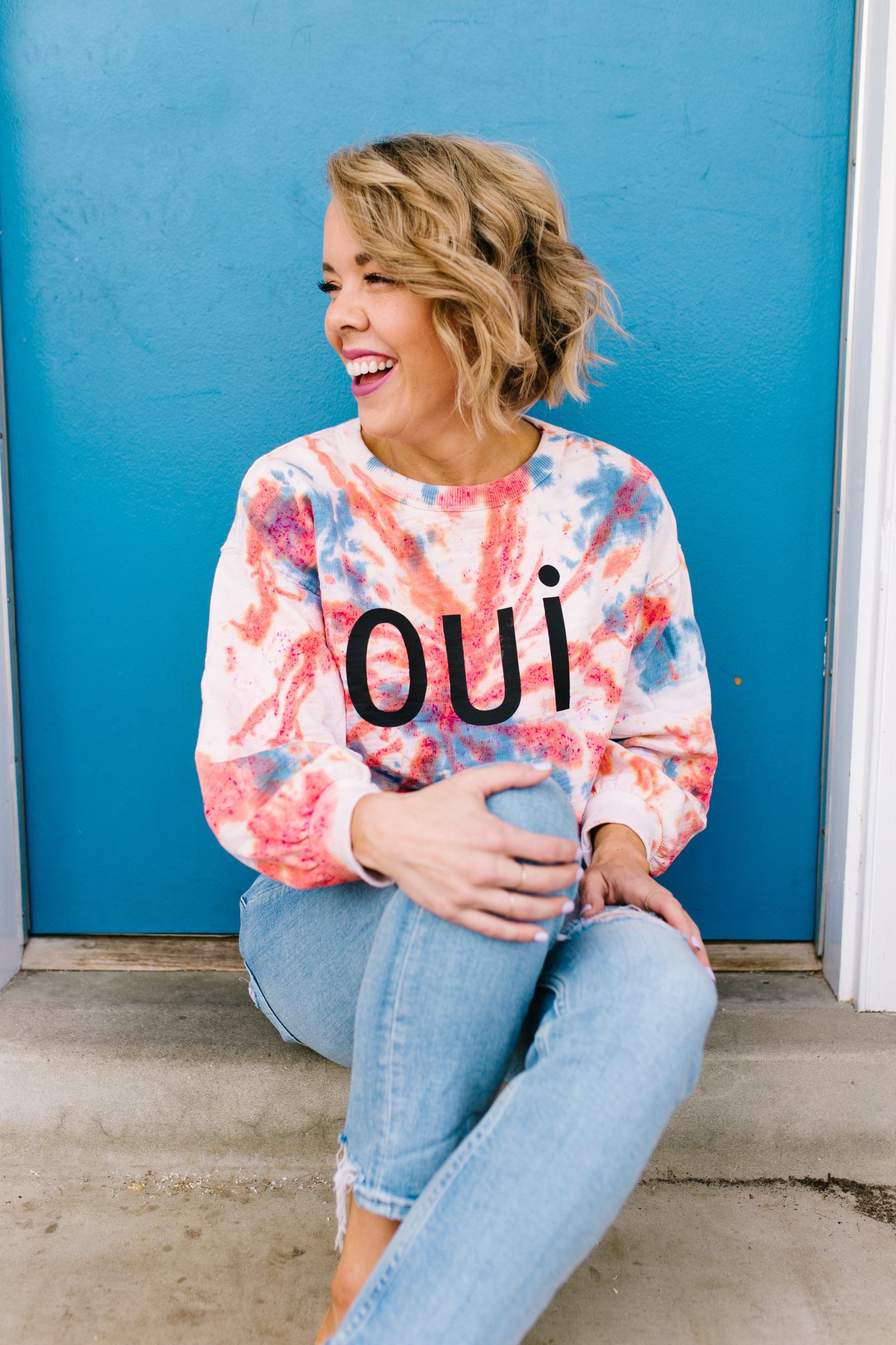 DIY Graphic Tie Dye Sweatshirt + a tutorial featured by Top US Craft Blog + The Pretty Life Girls