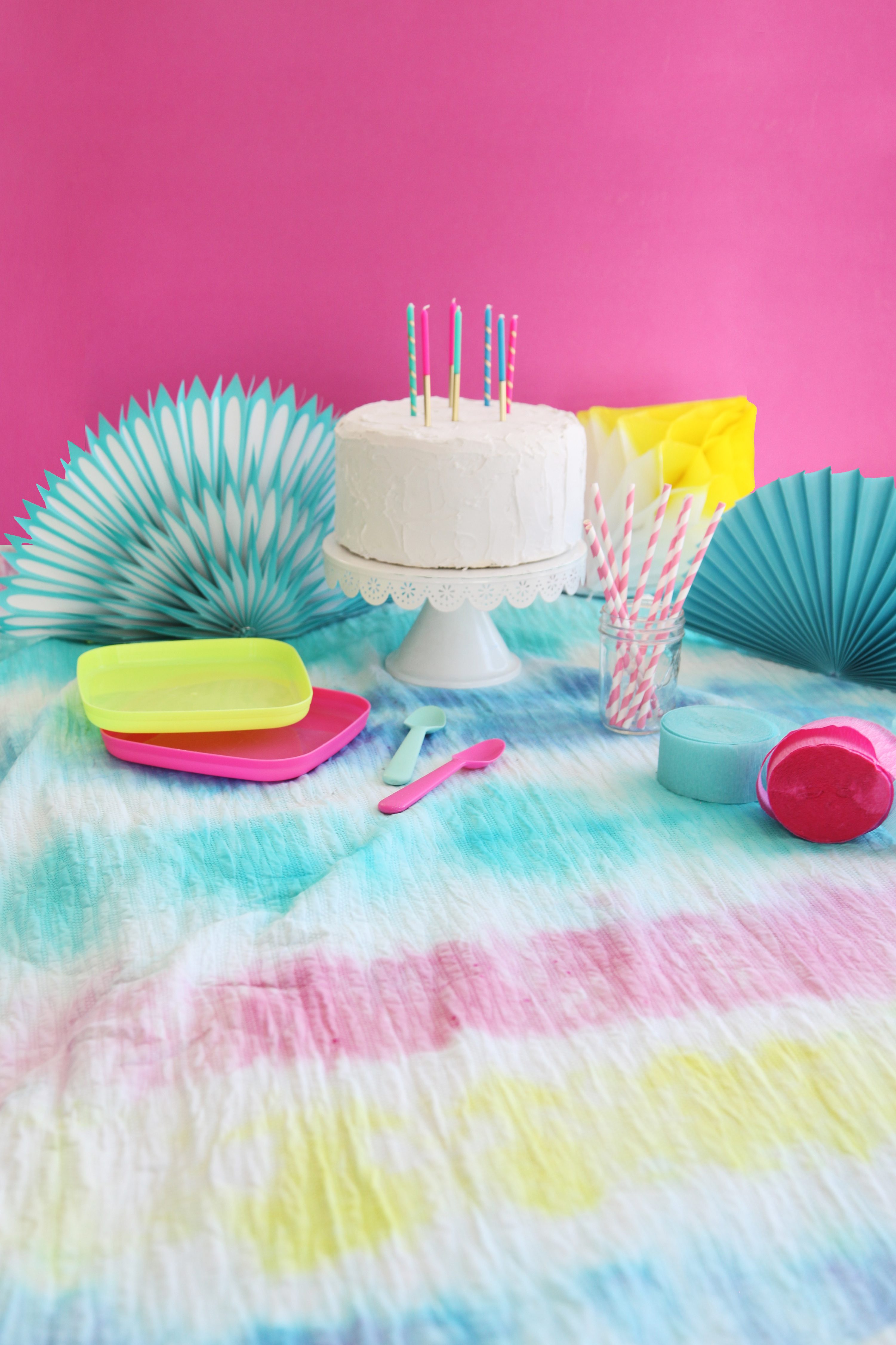 Summer Stripes: How to Make a DIY Tie Dye Tablecloth + a tutorial featured by Top US Craft Blog + The Pretty Life Girls
