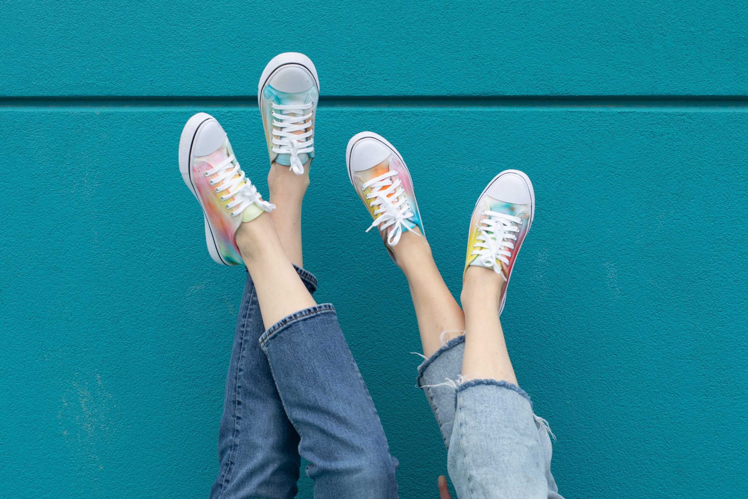 DIY Tie Dye Shoes with Mystery Dye Poppers + a tutorial featured by Top US Craft Blog + The Pretty Life Girls