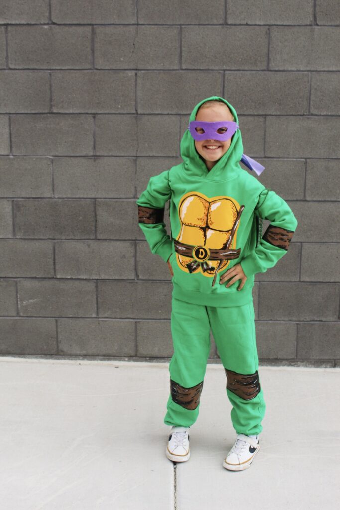 Party City Teenage Mutant Ninja Turtles Costume DIY Halloween Costumes: Teenage Mutant Ninja Turtles | The Pretty Life